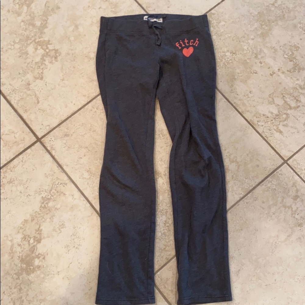 EUC Girl’s Size Small Abercrombie Thin Sweatpants